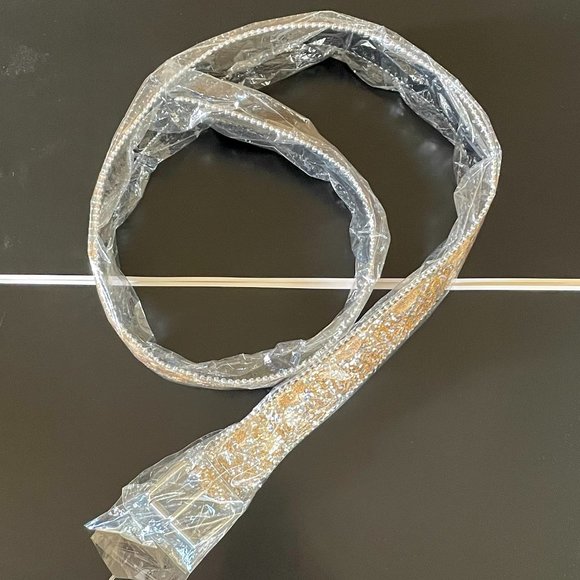 Belt with sequined design - Picture 8 of 8